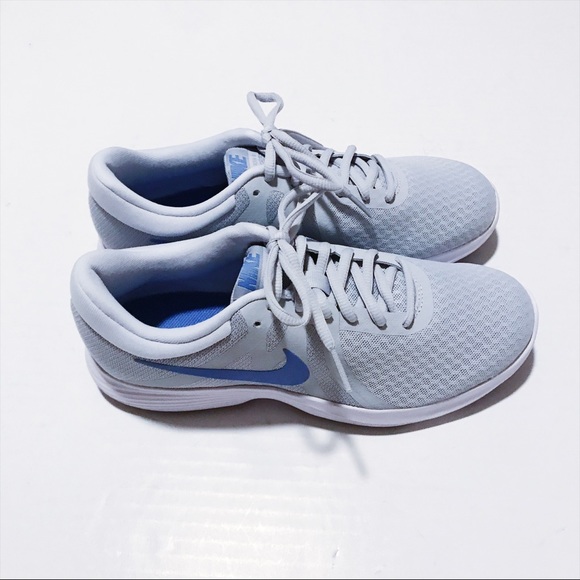 Nike Shoes - Nike - Platinum Running Shoes